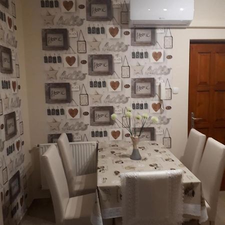 Katalin Apartman Hajdúszoboszló Buitenkant foto