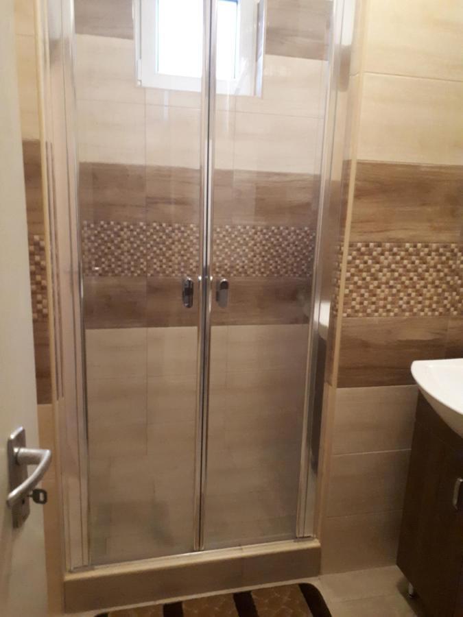 Katalin Apartman Hajdúszoboszló Buitenkant foto