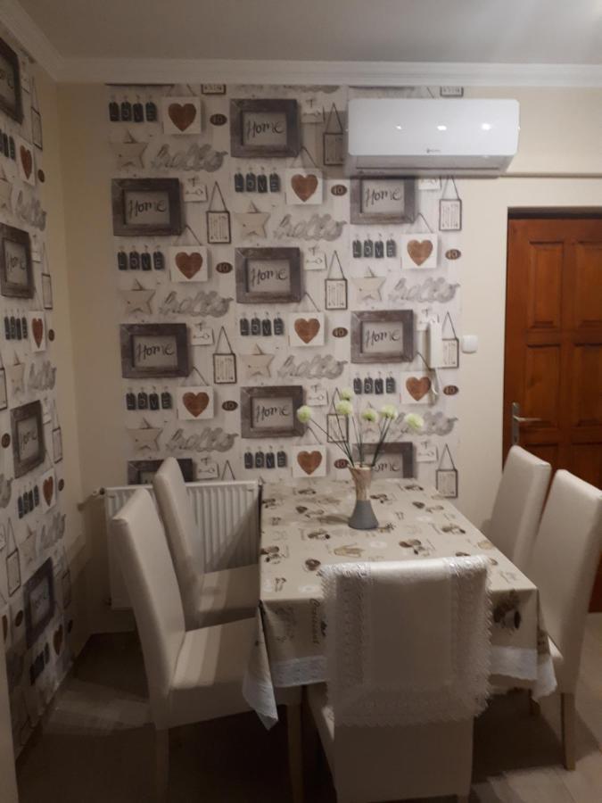 Katalin Apartman Hajdúszoboszló Buitenkant foto